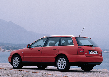 Изображение A4 Avant (8D,B5)